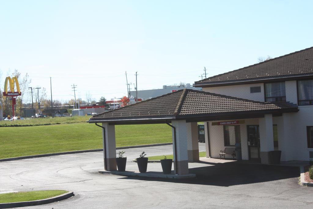 Comfort Inn Trenton Exterior photo